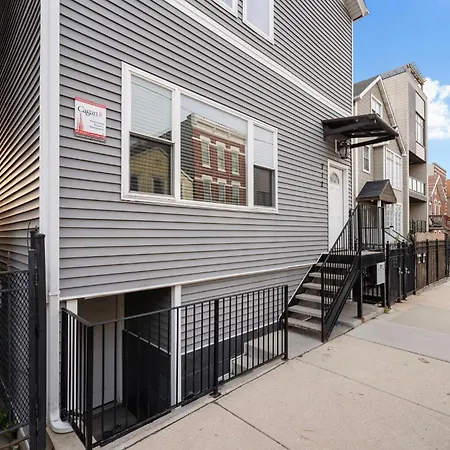 Chicago Treasure 4 Bed Getaway Villa Exterior photo