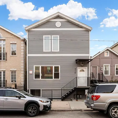 Chicago Treasure 4 Bed Getaway Villa Exterior photo